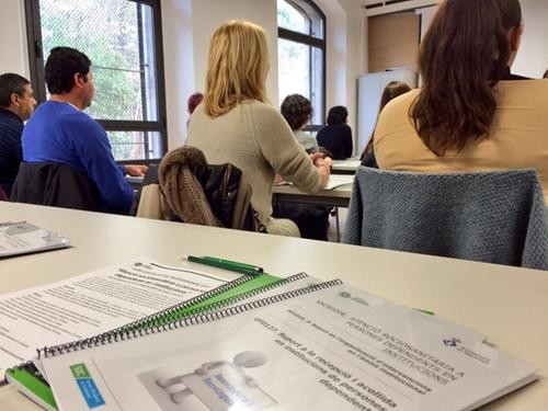 Una quinzena d’alumnes inicien un curs d’atenció sociosanitària a persones dependents