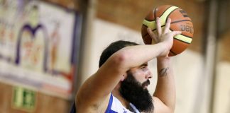 El Club Bàsquet Martorell guanya a Arenys i recupera la primera plaça de la lliga EBA