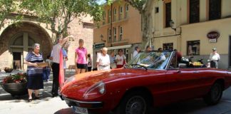 Mossèn Manuel Roig beneeix una trentena de vehicles i motos per la Diada de Sant Cristòfol Benedicció Sant Cristòfol
