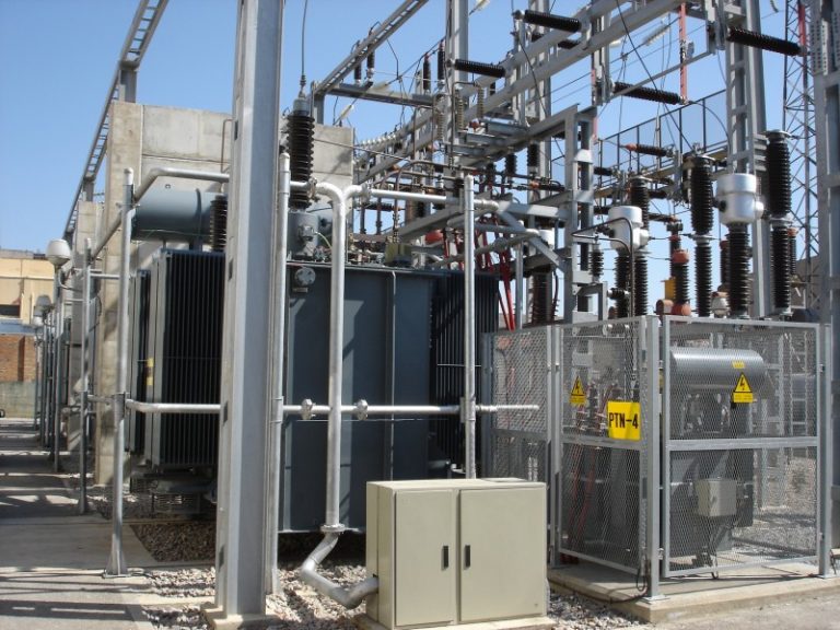 La companyia Endesa reforma el sistema de telecontrol de la subestació de Martorell