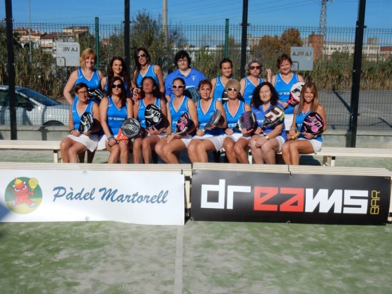 La secció de pàdel del CN Martorell dóna a conèixer els seus conjunts en competició