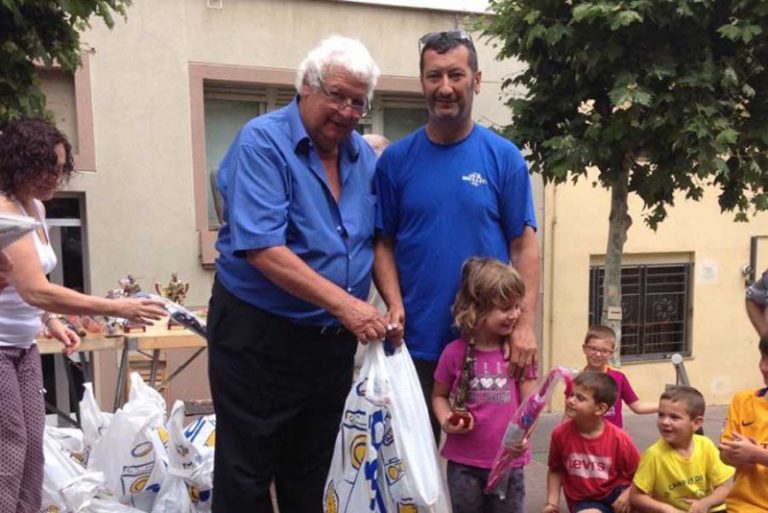 El XXXII Concurs de pesca infantil aplega prop d’una trentena de participants al Cairat