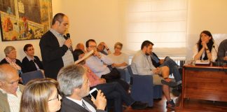 Mans Mercedàries i Okume AZ defensen la seva tasca i honestedat davant el ple