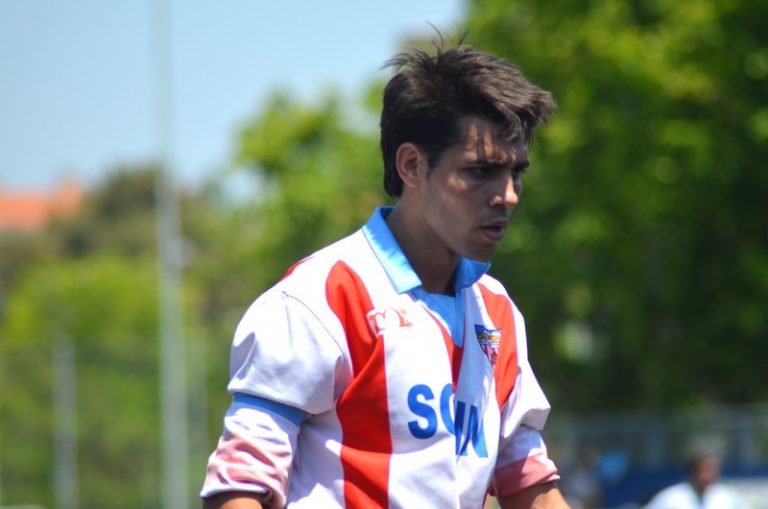 El Club Futbol Martorell perd al Prat i confirma el seu descens a Tercera Catalana
