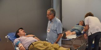 L’alcalde Fonollosa dóna el tret de sortida de la VI Marató de sang al Centre Cultural