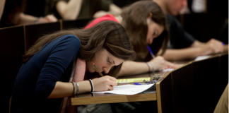 Gairebé un centenar d’alumnes de Martorell comença la Prova d’Accés a la Universitat (PAU)
