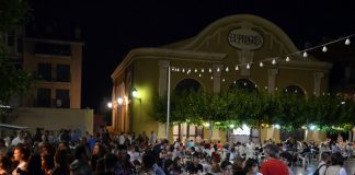 Més d’un miler de persones passen per una diversificada ‘Shopping Night’ a El Progrés