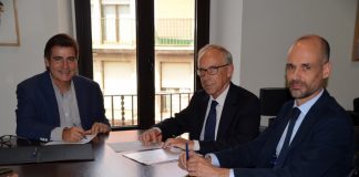 Treballadors del CET Can Cases duran la jardineria de la Residència Sant Joan de Déu