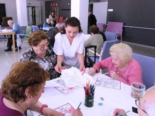 Alumnes del curs d’atenció sociosanitària comencen les pràctiques a les residències