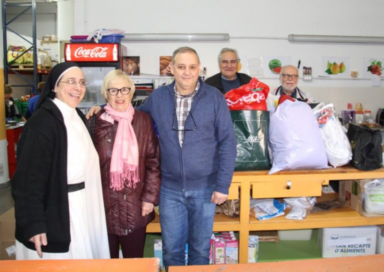 La Penya Barcelonista de Martorell lliura 1.500€ a la Fundació Rosa Oriol de Sor Lucía Caram