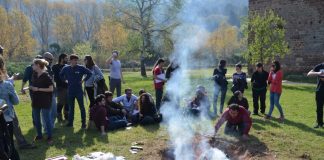 Estudiants de la UB participen en una jornada d’arqueologia a Santa Margarida