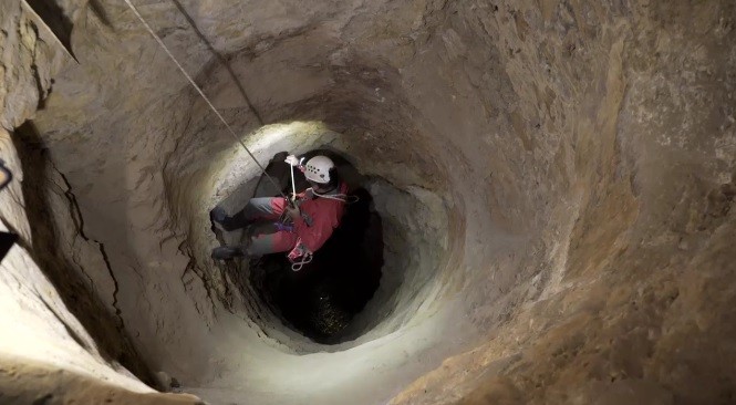 Esport 3 emet un reportatge sobre espeleosubmarinisme a les mines de plom de Martorell