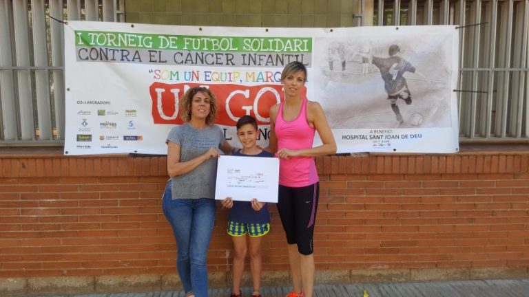 L’ Escola José Echegaray acapta més d’un miler d’euros per a la investigació del càncer infantil