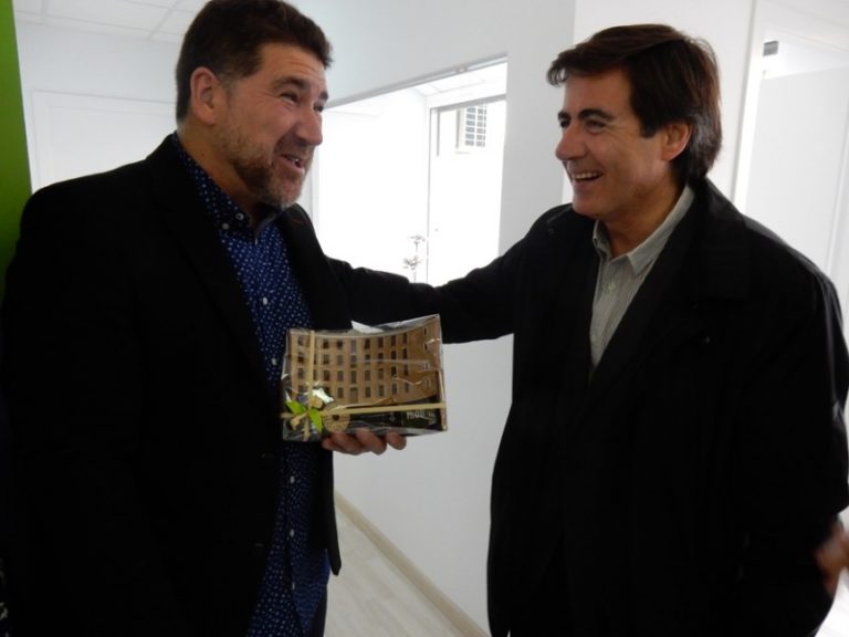 Els viveristes del Molí Empresa SCP Maser Services obren la seva seu al carrer Cervelló