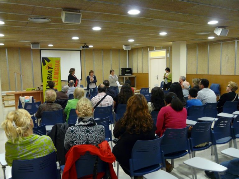 Comencen les inscripcions per a la 12a edició del Voluntariat per la Llengua de Martorell
