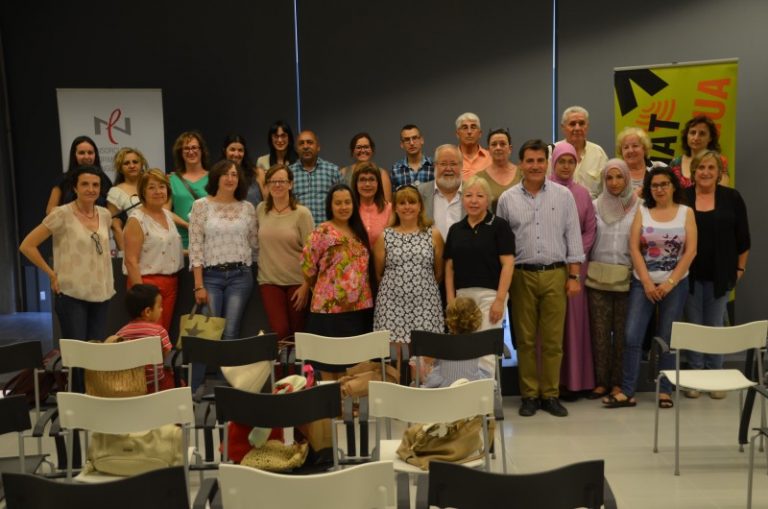 El Voluntariat per la llengua busca noves parelles per activar el català oral