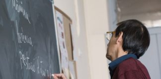 Alumnes del Col·legi La Mercè participaran al programa d’Educació Financera, impulsat pel IEF i la Generalitat Tallers educació financera EFEC