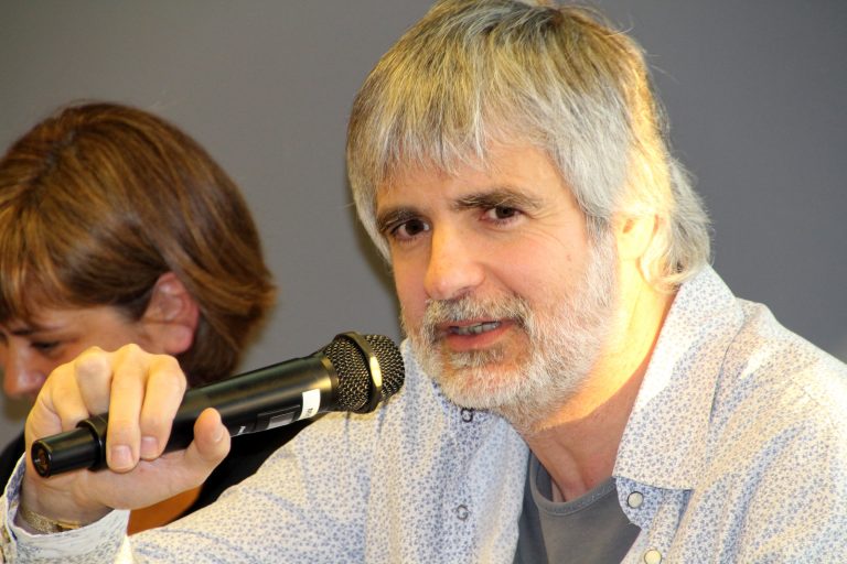 Multitudinària presentació de la novel·la ‘La germana gran’ del martorellenc Jesús Lana