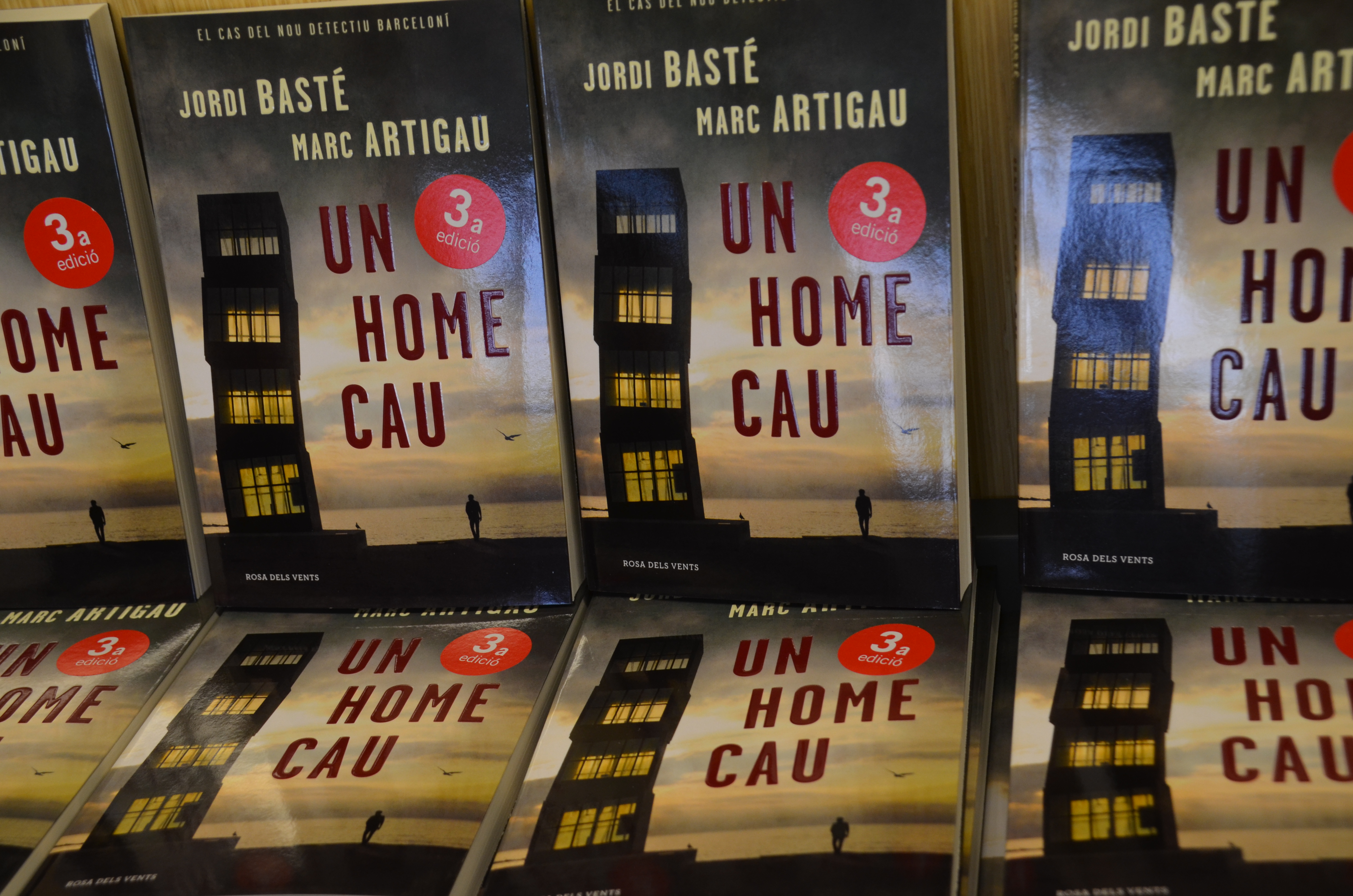 Presentació "Un home cau"